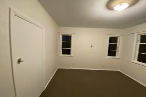 Photo of property in 158f1 Newlands Road, Newlands, Wellington, 6037