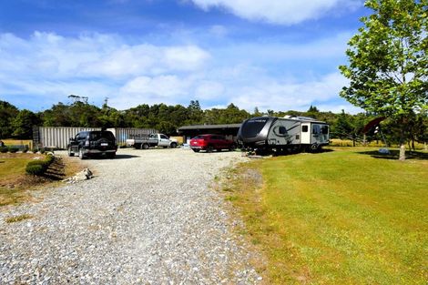 Photo of property in 71d Alma Road, Westport, 7892