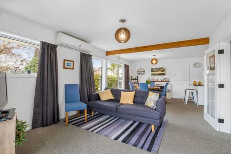 Photo of property in 42 Waratah Street, Avondale, Christchurch, 8061