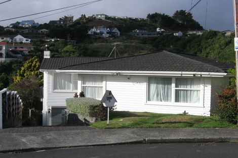 Photo of property in 5 Terrance Grove, Paparangi, Wellington, 6037