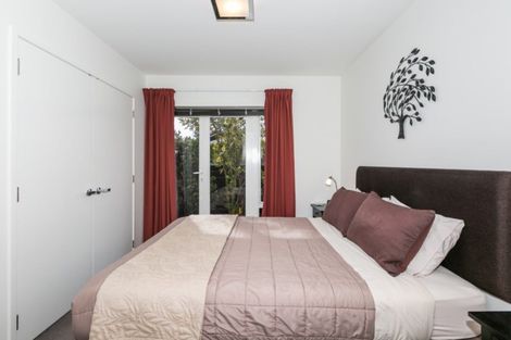 Photo of property in 3 Hikanui Drive, Havelock North, 4130