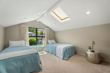 Photo of property in 10 Premier Place, Arrowtown, 9302