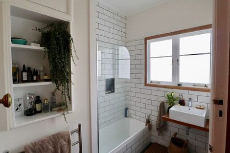 Photo of property in 58 Grosvenor Street, Cambridge, 3434