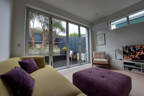 Photo of property in 74 Wallace Street, Mount Cook, Wellington, 6021