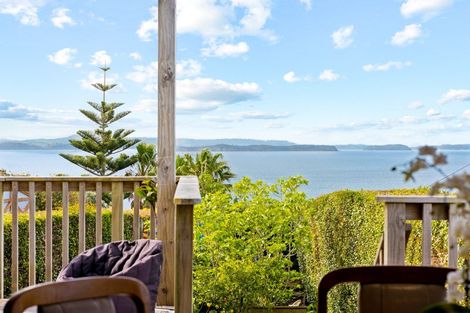 Photo of property in 1410 Whangaparaoa Road, Army Bay, Whangaparaoa, 0930