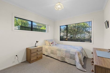 Photo of property in 6 Ash Place, Whalers Gate, New Plymouth, 4310