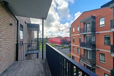 Photo of property in 207/77 Hobsonville Point Road, Hobsonville, Auckland, 0616