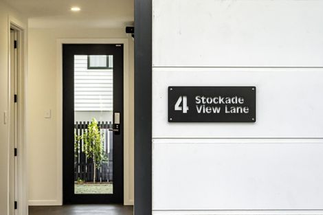 Photo of property in 4 Stockade View Lane, Howick, 2014