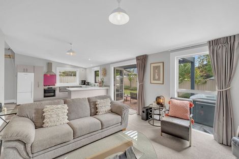 Photo of property in 5 Molyneux Avenue, Cromwell, 9310
