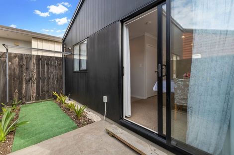 Photo of property in 10 Honour Road, Papakura, 2110