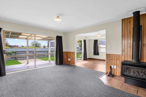 Photo of property in 3 Kirkcaldie Grove, Levin, 5510