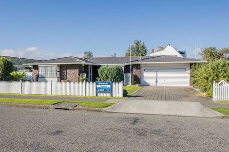 Photo of property in 6 Eden Street, Levin, 5510