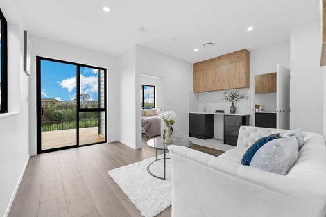 Photo of property in 11 Seagreen Avenue, Rosehill, 2113