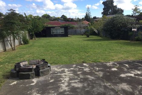 Photo of property in 3179 Great North Road, New Lynn, Auckland, 0600