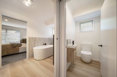 Photo of property in 5 Kasia Close, Massey, Auckland, 0614