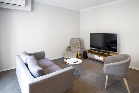 Photo of property in 20u4 Hunter Street, Hamilton Lake, Hamilton, 3204