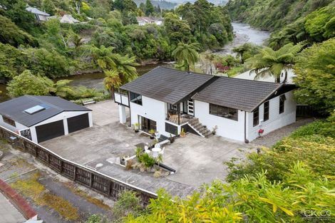 Photo of property in 67 Bridge Road, Birchville, Upper Hutt, 5018