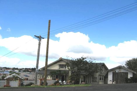 Photo of property in 2/5 Prospect Terrace, Milford, Auckland, 0620