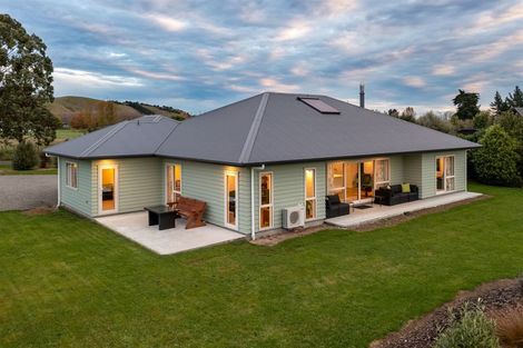 Photo of property in 672e Te Whiti Road, Te Whiti, Masterton, 5884