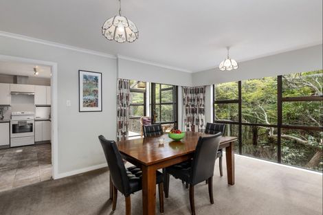 Photo of property in 2 Te Kawau Pass, Greenhithe, Auckland, 0632