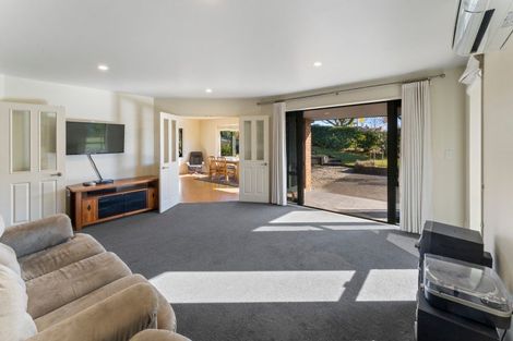 Photo of property in 10 Lobank Place, Richmond, 7020