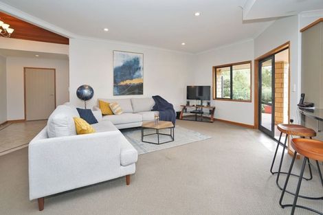 Photo of property in 14 Jaemont Court, Huntington, Hamilton, 3210