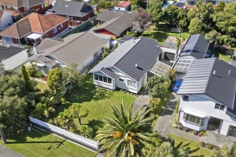 Photo of property in 12 Cressy Street, Waterloo, Lower Hutt, 5011