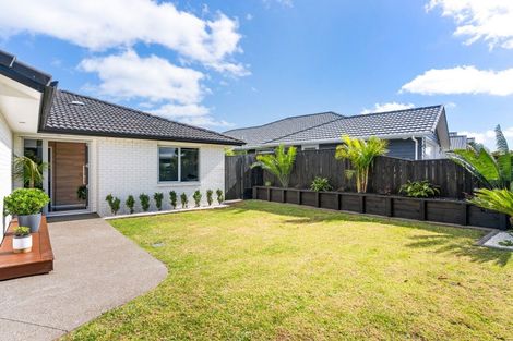 Photo of property in 8 Reliance Crescent, Beachlands, Auckland, 2018