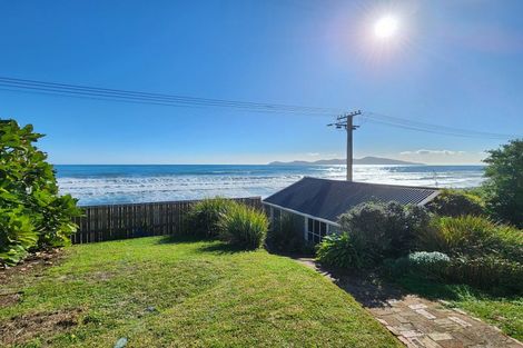 Photo of property in 34 The Parade, Paekakariki, 5034