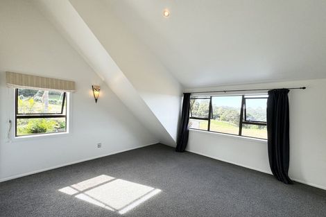 Photo of property in 71 James Paige Lane, Riverhead, Albany, 0793