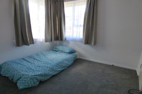 Photo of property in 11 Lloyd Avenue, Papatoetoe, Auckland, 2025