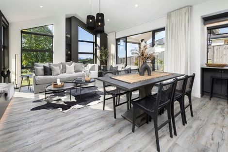 Photo of property in 2 Ashdown Park Lane, Riverhead, 0793