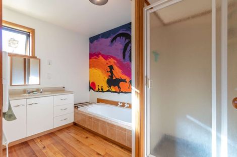 Photo of property in 16 Golden Terrace, Queenstown, 9300