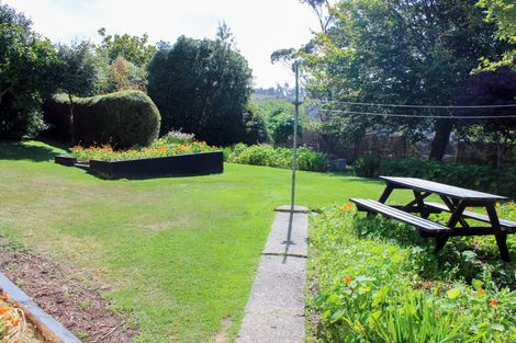 Photo of property in 6 Queens Crescent, Oamaru, 9400