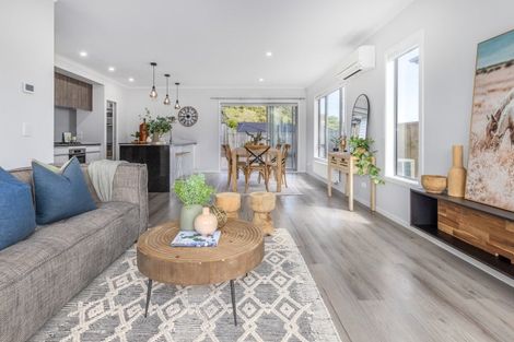 Photo of property in 18 Schooner Drive, Whitby, Porirua, 5024