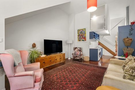 Photo of property in Courtenay Mews Apartments, 14u7 Alpha Street, Te Aro, Wellington, 6011