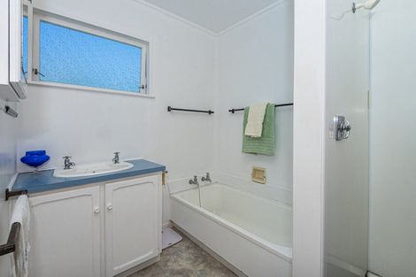 Photo of property in 72 Fairway Drive, Te Kamo, Whangarei, 0112