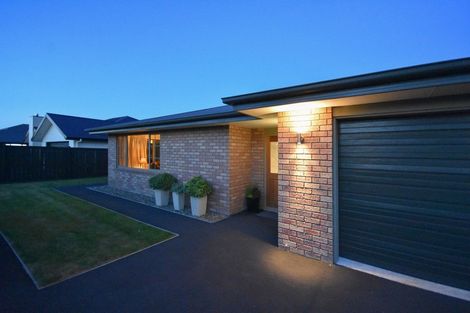 Photo of property in 42 Hagart-alexander Drive, Mosgiel, 9024