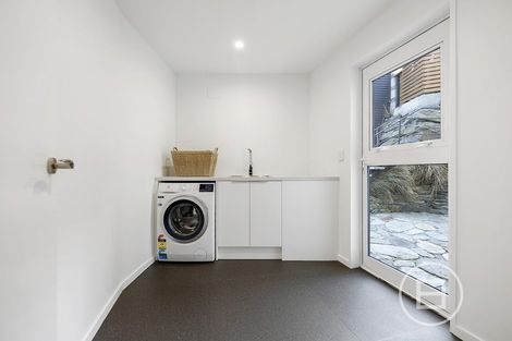 Photo of property in 16 Peregrine Place, Queenstown, 9300