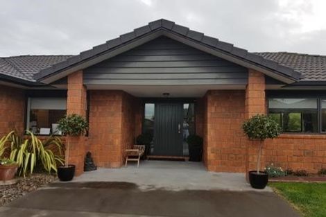 Photo of property in 14 Cole Thomas Place, Huntington, Hamilton, 3210