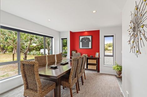 Photo of property in 232 Rimmer Road, Helensville, 0875