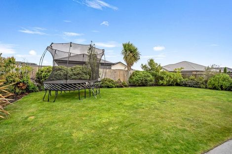 Photo of property in 51 Watkins Drive, Rangiora, 7400