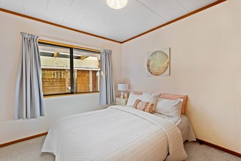 Photo of property in 70 West View Crescent, Onerahi, Whangarei, 0110
