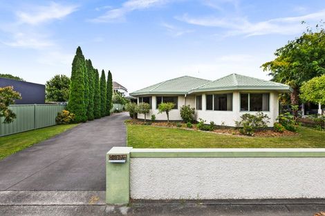 Photo of property in 17a Dinton Street, Russley, Christchurch, 8042