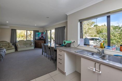Photo of property in 92 Ridgeway Drive, Te Kamo, Whangarei, 0112
