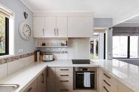 Photo of property in 39 Westwood Street, Bellevue, Tauranga, 3110