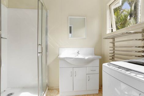 Photo of property in 14 Mahoe Road, Titirangi, Auckland, 0604