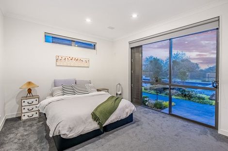 Photo of property in 11 Kingscliff Rise, Dairy Flat, Albany, 0792