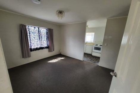 Photo of property in 1/13 Fernhaven Place, Massey, Auckland, 0614