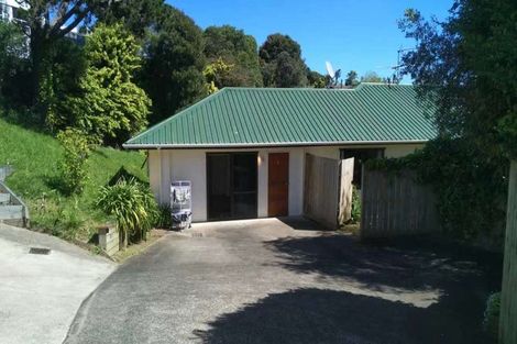 Photo of property in 2/3 Manutara Avenue, Forrest Hill, Auckland, 0620